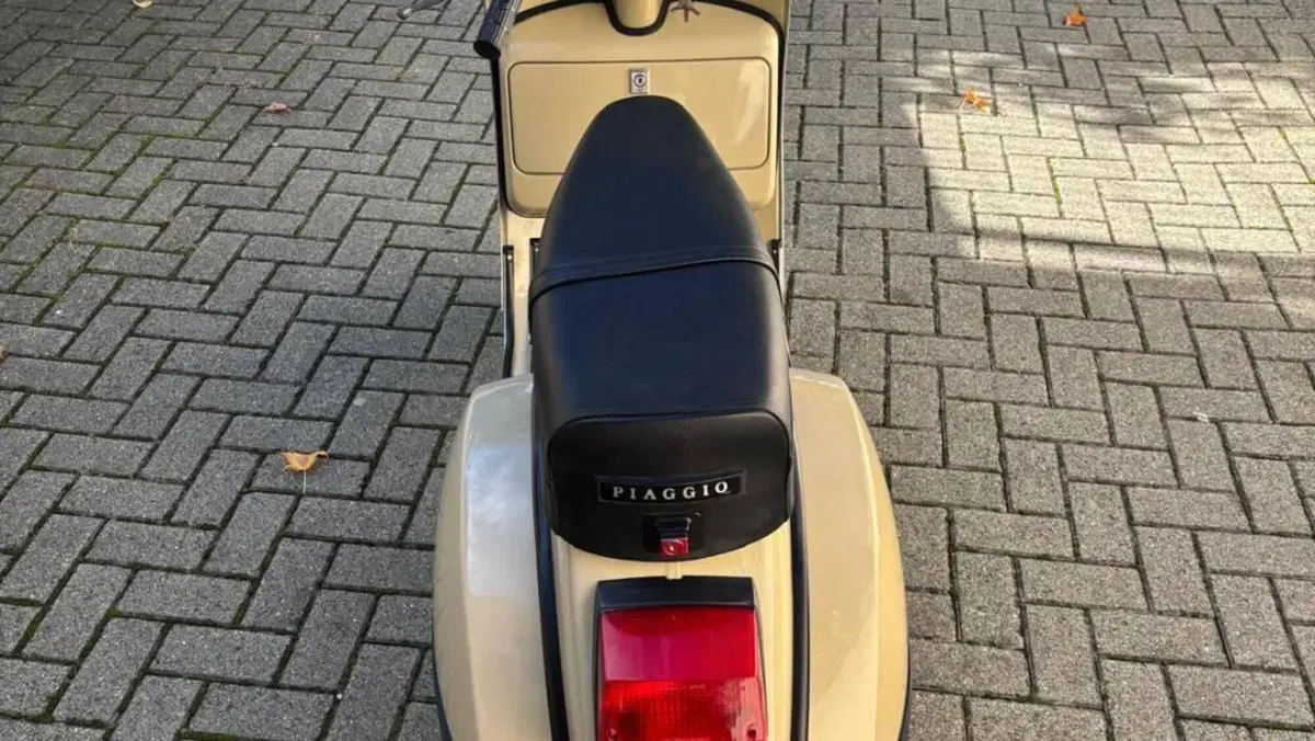 Piaggio   (9)
