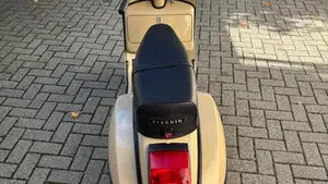 Piaggio   (9)