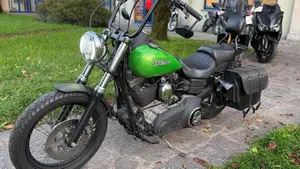 Harley-Davidson 1584 Street Bob (2008 - 15) - FXDB  (2)