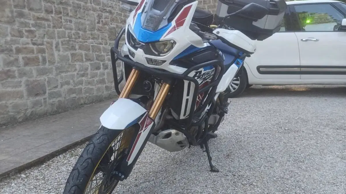 Honda Africa Twin CRF 1100L Adventure Sports (2022 - 23)  (2)