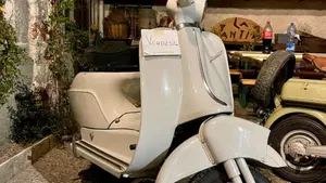 Bianchi   (2)