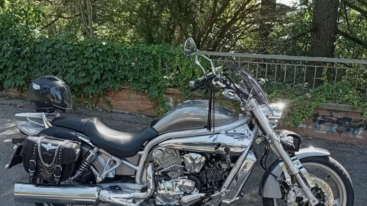 Hyosung Aquila 650 GV (2006 - 16)  (4)