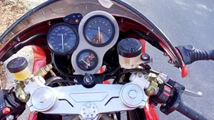 Ducati SuperSport 750 HF I.E.(1999 - 02)  (4)