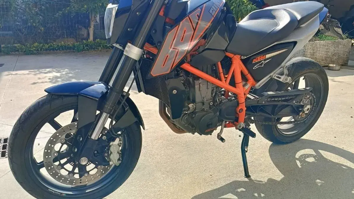 KTM 690 Duke (2012 - 16)  (2)