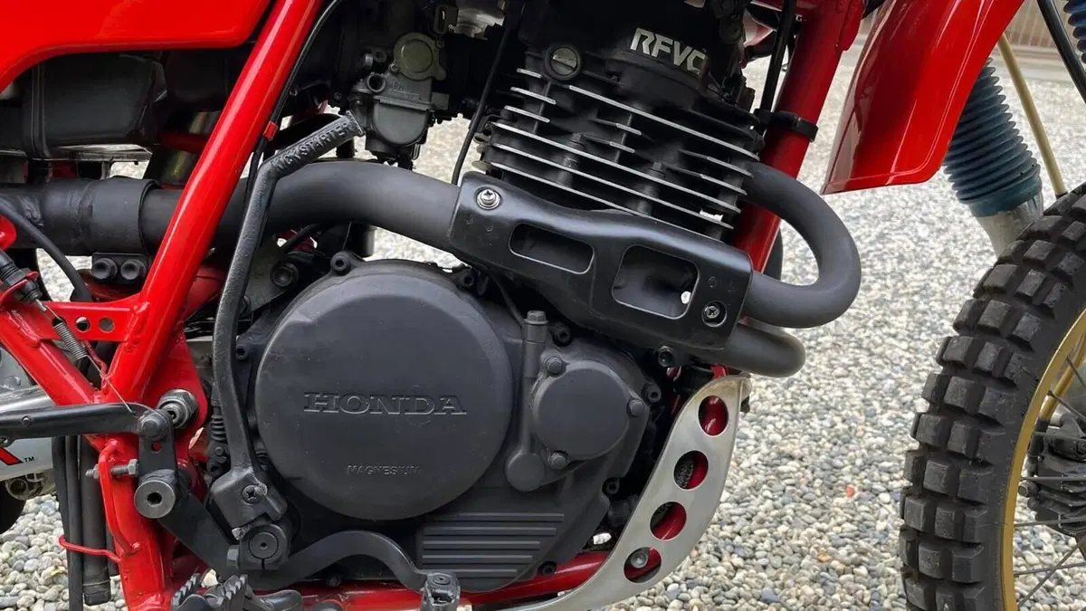 Honda   (16)