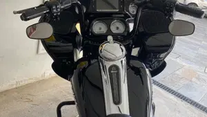Harley-Davidson 107 Road Glide Special (2017 - 18) - FLTRXS  (3)