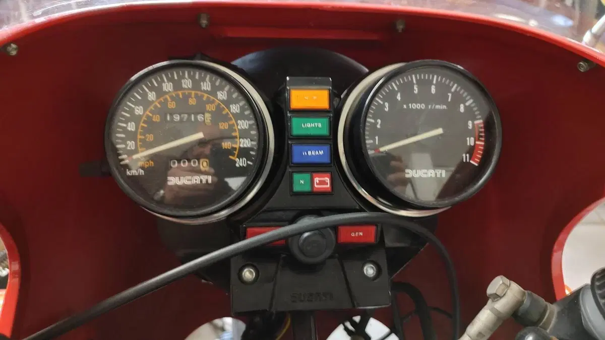 Ducati   (4)