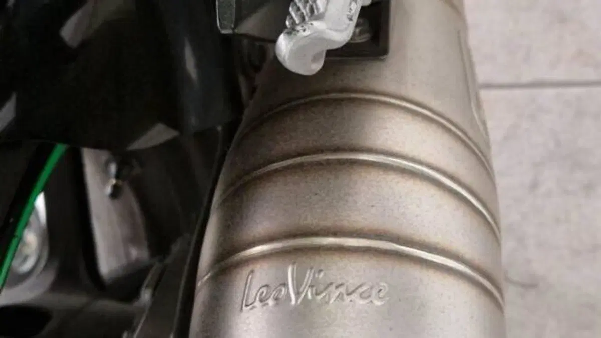 Kawasaki Z 750 (2007 - 14)  (17)