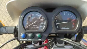 Suzuki   (6)