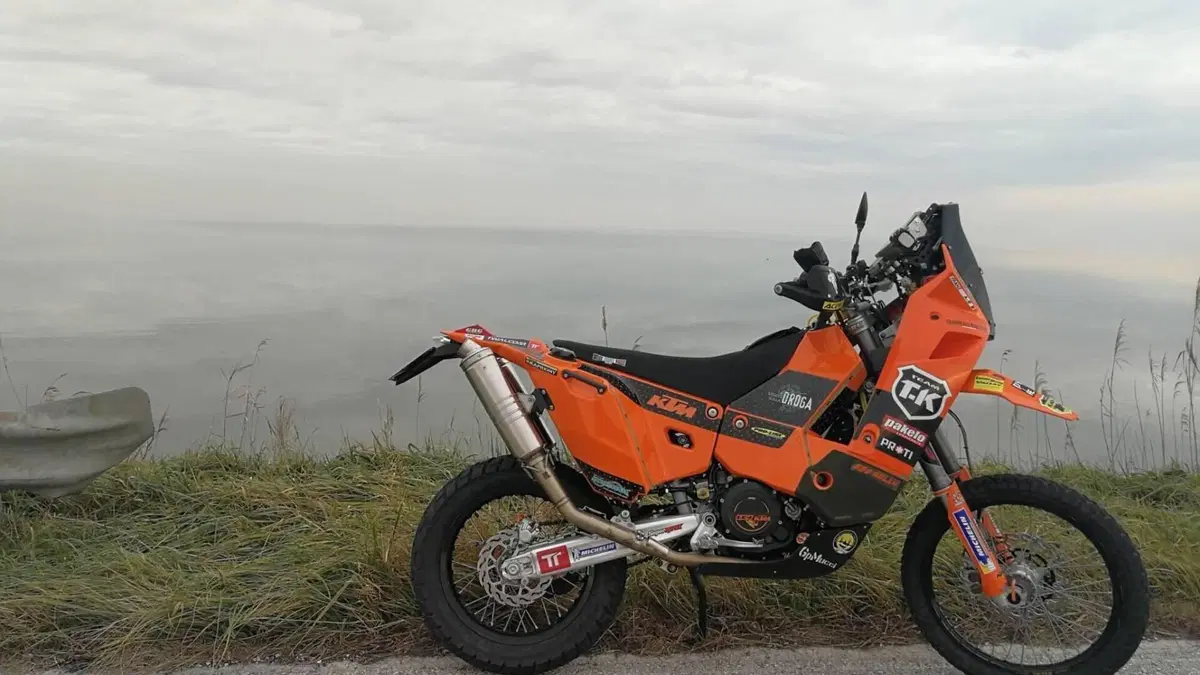 KTM 690 Rally (2027)  (2)