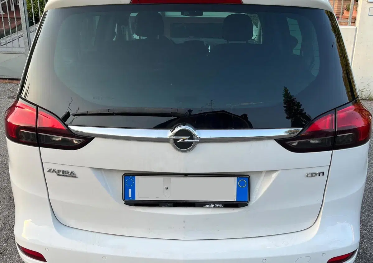 Opel Zafira Tourer 2.0 CDTi 130CV Cosmo (3)