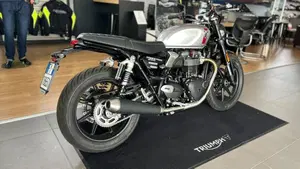 Triumph Speed Twin 900 (2025 - 26)  (2)