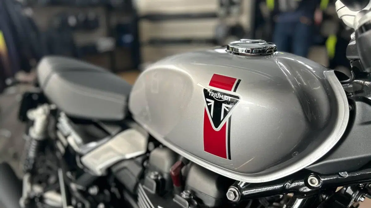 Triumph Speed Twin 900 (2025 - 26)  (7)