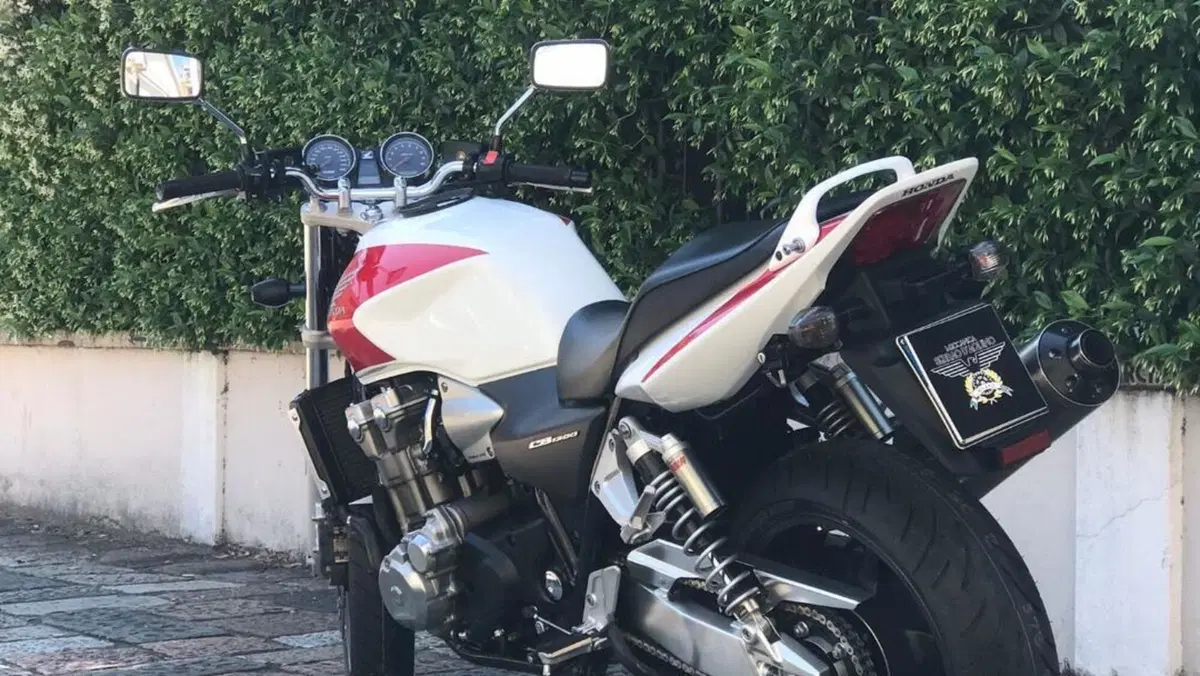 Honda   (6)