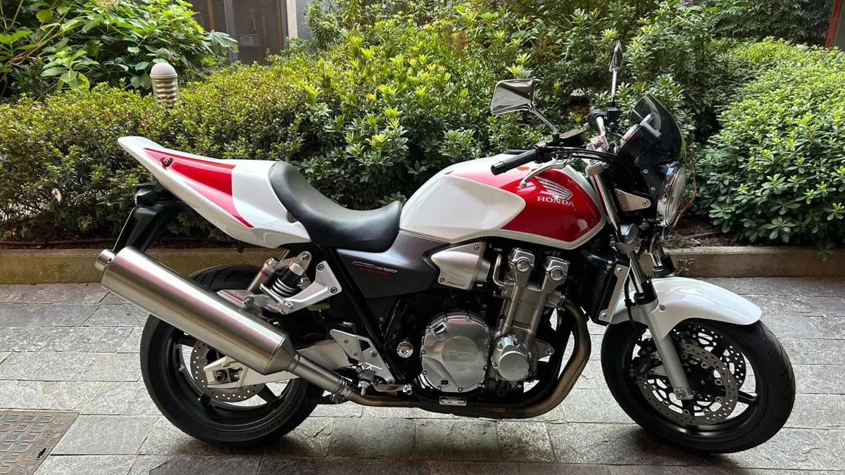 Honda   (8)