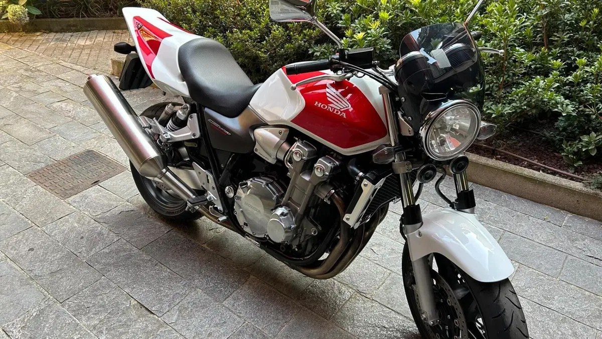 Honda   (10)