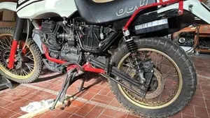 Moto Guzzi   (6)