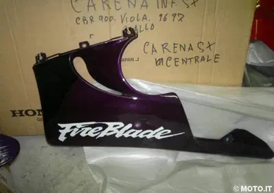 carena inferiore sx honda cbr 900 rr 1997 cbr 900 rr - Annuncio 6050365