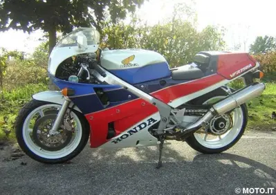 Honda rc 30 - Annuncio 6144948