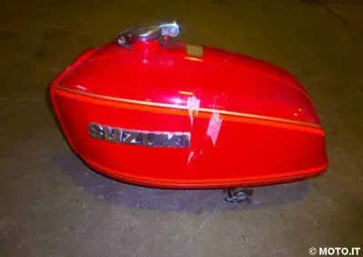 SERBATOIO Suzuki GT 380 - Annuncio 6144964