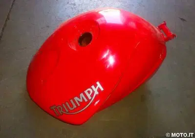 serbatoio triuph daytona 675 Triumph daytona 675 - Annuncio 6144960