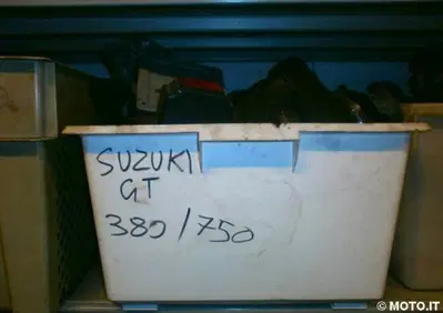 pezzi per motoristica ed estetica per suzuki gt 38 suzuki gt 380 e 750 - Annuncio 6144959