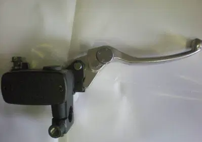 CORPO POMPA FRENO + LEVA Kymco - Annuncio 6563419