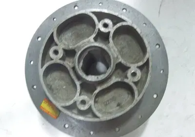 Mozzo ruota post Moto Guzzi Stornello - Annuncio 6640965