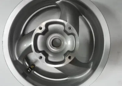 Ruota post Silver Wing 600 VV Honda - Annuncio 6641037