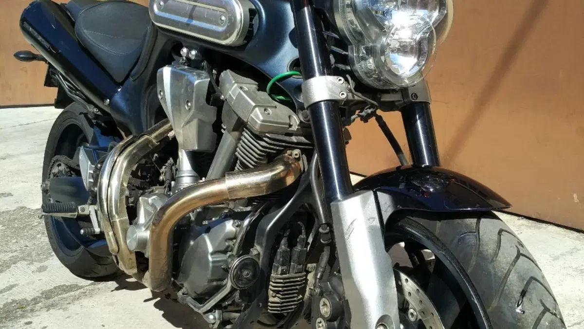 Yamaha MT-01 (2005- 11)  (4)